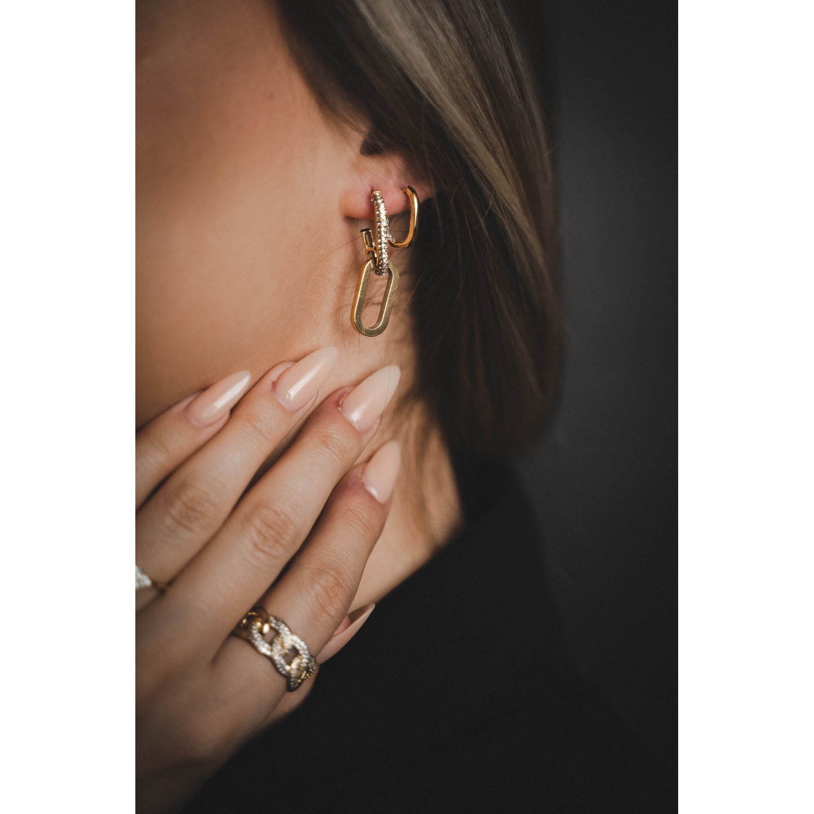 EDGY Medium Ohrringe Yasemen Store Schmuck Accessoires Edelstahl Stainless Steel 18K Vergoldet Gold jewel jewelry earring